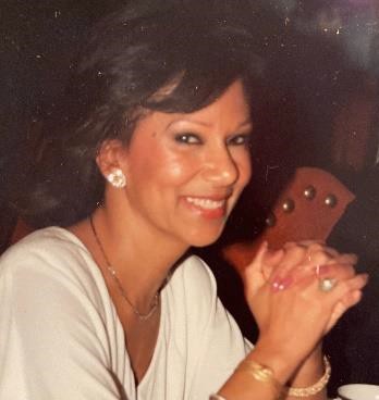 Jacqueline Avant
