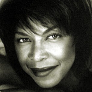 Natalie Cole SHOF 1999 Howie Richmond Hitmaker