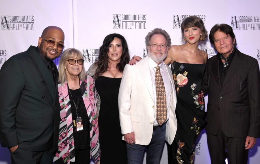 104 SHOF 26 Gala T Stewart L Moran L Dorff S Dorff T Swift J Fogerty