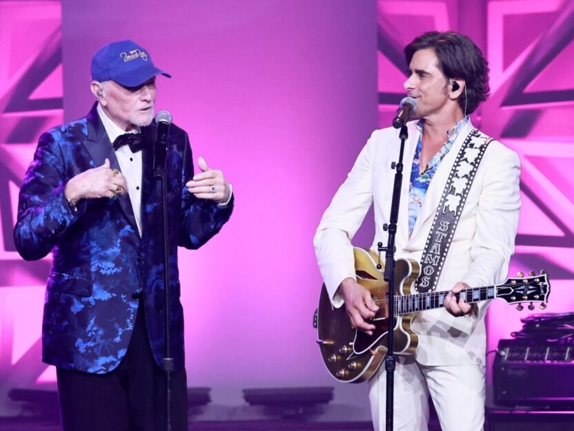 SHOF 25 Gala Mike Love and John Stamos
