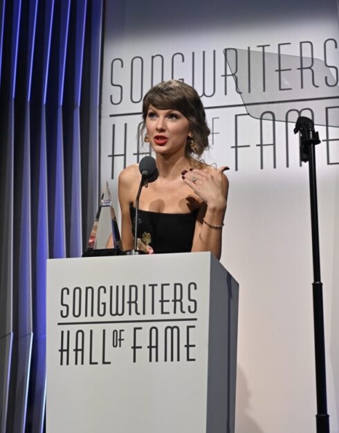 47 SHOF 26 Gala Inductee T Swift acceptance