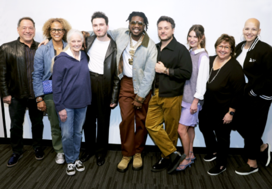 SHOF 2024 Chart Toppers group shot