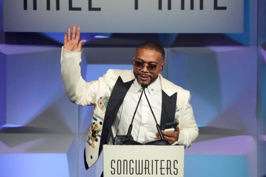 SHOF 24 Gala Timbaland inductee podium