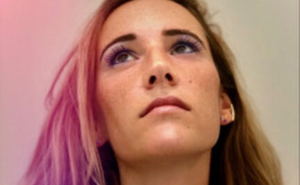 Julia Shuren Artist Pic