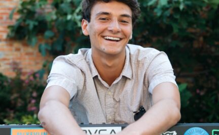Zander Jett BELMONT