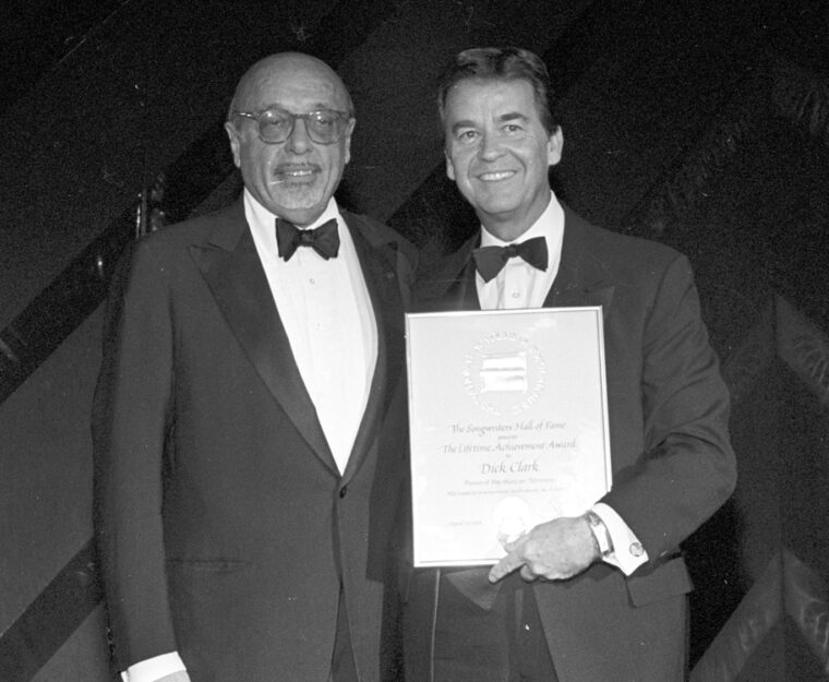 Ahmet Ertegun Dick Clark88sm