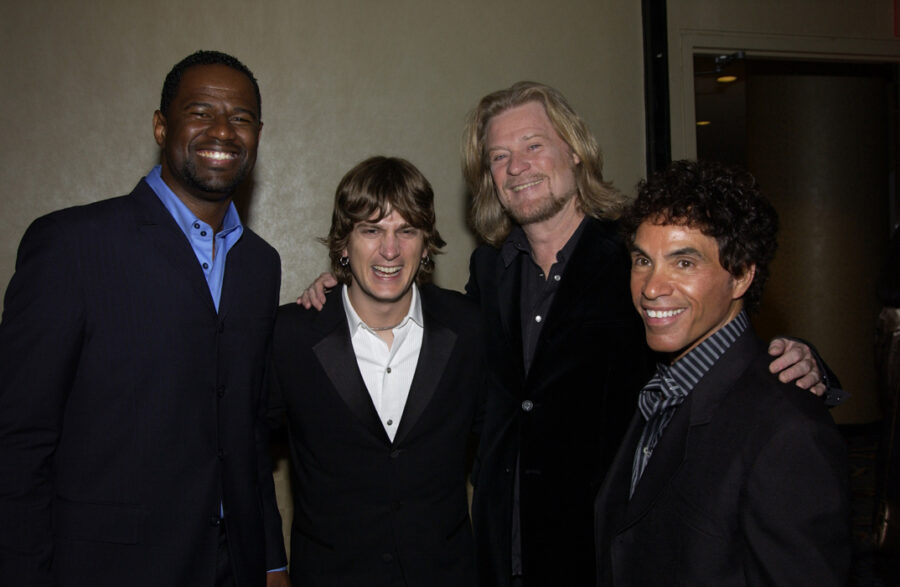 Brian Mc Knight Rob Thomas Daryl Hall John Oates04