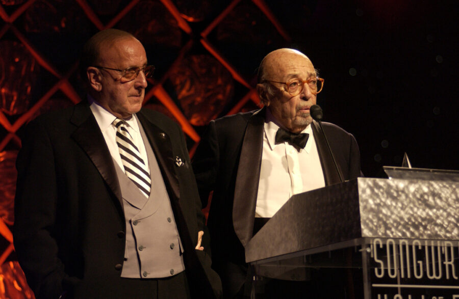 Clive Davis Ahmet Ertegun03