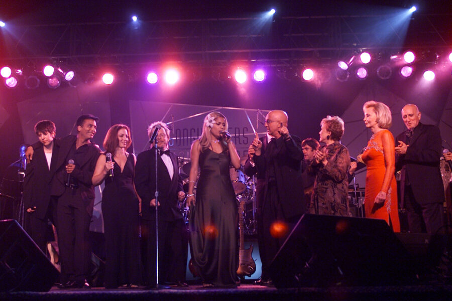 Finale2001