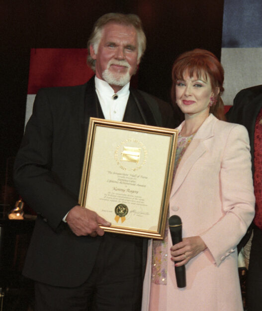 Kenny Rogers Naomi Judd99sm