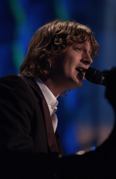 Rob Thomas 04