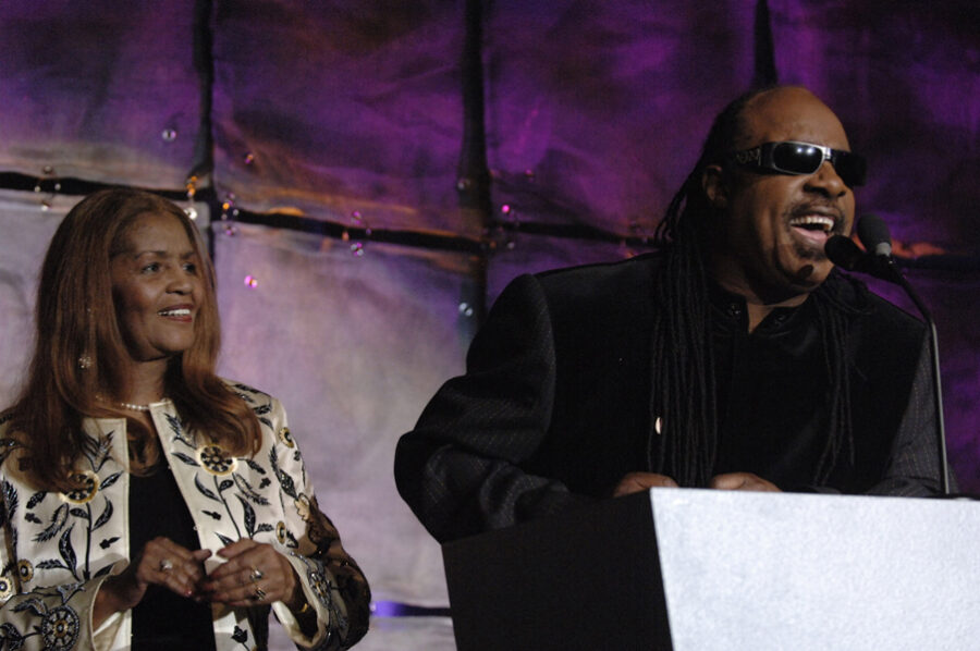Sylvia Moy Stevie Wonder06