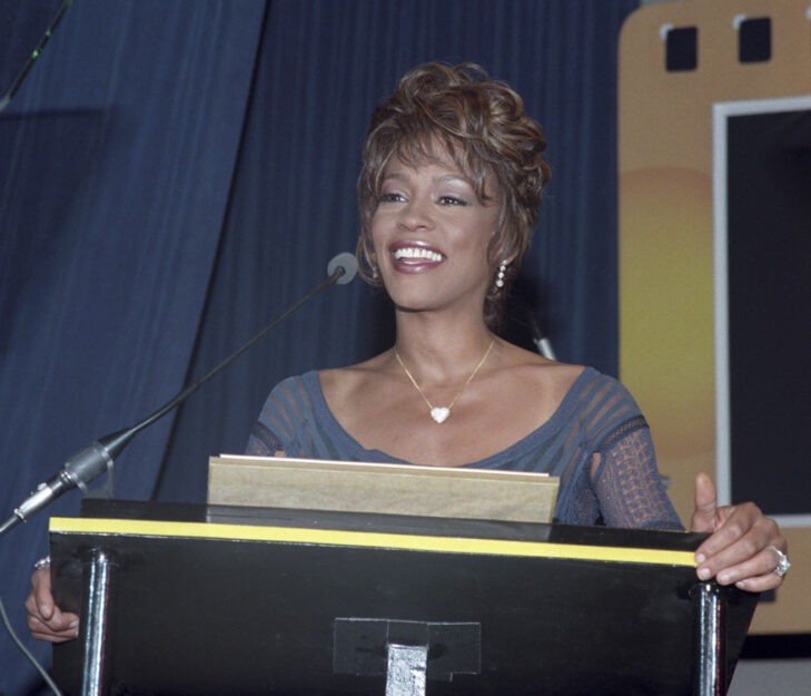 Whitney Houston98sm